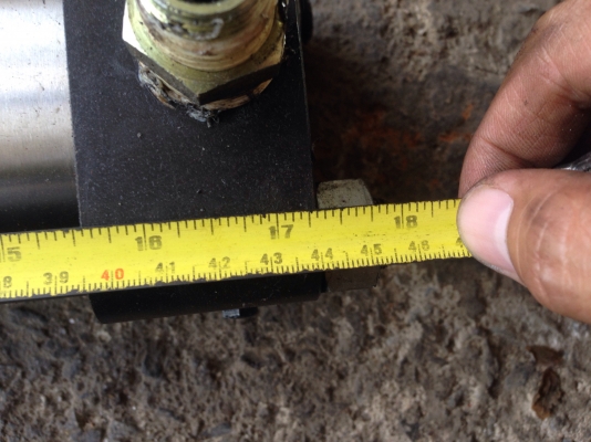 ขายกระบอกไฮโดรลิค Parker made in Japan สภาพสวย มีหลายชุดครับ ขายกระบอกไฮโดรลิค Parker made in Japan สภาพสวย มีหลายชุดครับ