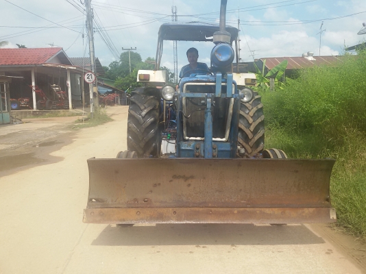 รถไถฟอร์ด77 พร้อมไช้งานสวยมากๆ ไมร์900ช.ม. ขายใน ราคา298000บาท รถอยู่วังบัว คลองขลุง กำแพงเพชร มีไบมีดหน้าหนึ่ง 1อัน ผาน7หนึ่งอันทะเบียนพร้อม สนใจสอบุถามได้ที่081 3655997 อำพร พาเจริญ ราคาต่อรองได้อีกนะครับ รถไถฟอร์ด77 พร้อมไช้งานสวยมากๆ ไมร์900ช.ม. ขายใน ราคา298000บาท รถอยู่วังบัว คลองขลุง กำแพงเพชร มีไบมีดหน้าหนึ่ง 1อัน ผาน7หนึ่งอันทะเบียนพร้อม สนใจสอบุถามได้ที่081 3655997 อำพร พาเจริญ ราคาต่อรองได้อีกนะครับ