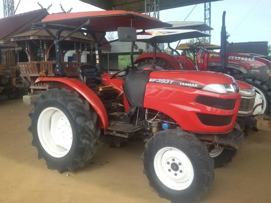 ยันม่าร์39แรงงามๆพร้อมเล้มทะเบียนบอกได้คำเดียวว่าสวยมากๆ ราคา285000บาท  โทร0813655997อำพร พาเจริญ ต วังบัว อ คลองขลุง จ กำแพงเพชร