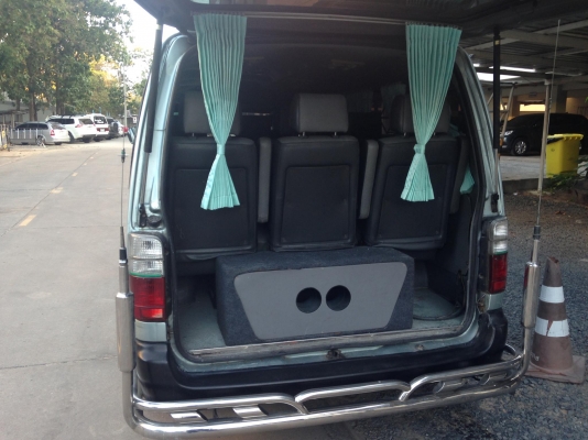 ขายด่วน รถตู้โตโยต้าหัวจรวด ปี95 เครื่องดีเซล2500