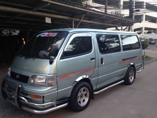 ขายด่วน รถตู้โตโยต้าหัวจรวด ปี95 เครื่องดีเซล2500