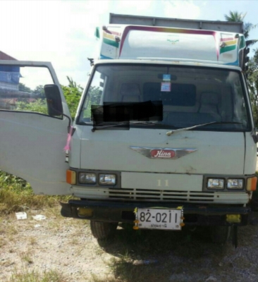 หกล้อ ฮีโน่ KM779-117แรง ช่วงยาว5.50ม ยาง8.25 สภาพดีสวยเดิมพร้อมใช้ ทะเบียนพร้อมโอน