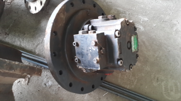 ขายอะไหล่รถแม็คโครเครื่องโคมัสสุ