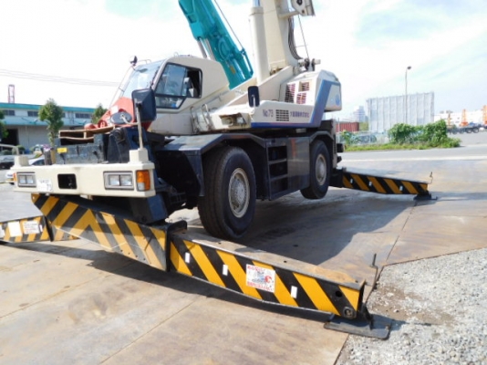 ขายรถเครน TADANO TR250M-6 ขายรถเครน TADANO TR250M-6