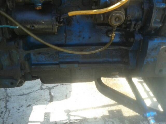 ขายรถ FORD -6610 T5 มีแต่ตัวรถ ไม่มีอุปกรณ์เล่มทะเบียน รถใช้งานได้ ราคา 220000