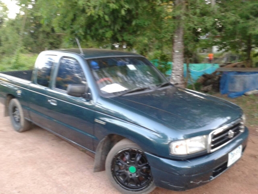 mazda fighter  cab 2001