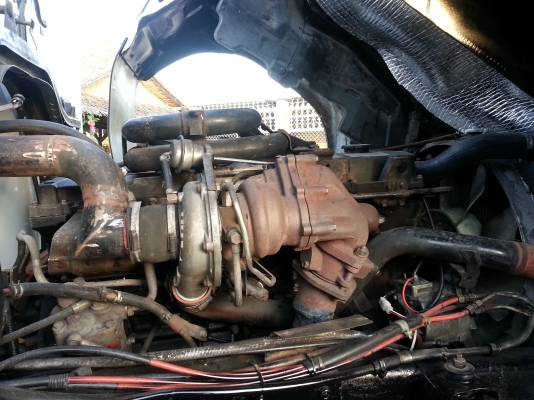 ขายเทเลอร์ขึ้นรถเกี่ยวISUZU ROCKY (หัวDECA)เครื่อง230 Turbo inter