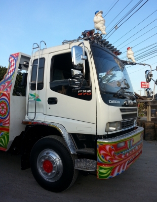 ขายเทเลอร์ขึ้นรถเกี่ยวISUZU ROCKY (หัวDECA)เครื่อง230 Turbo inter