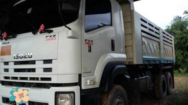 ขายรถบรรทุก 10 ล้อ 360 แรงม้า ปี54 ดัมพ์สามมิตร ราคา 2200000