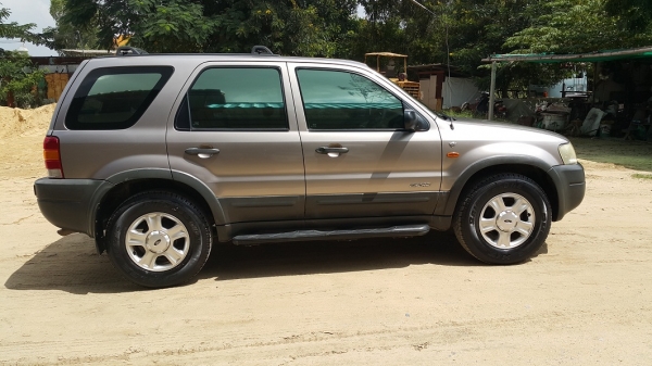 Ford Escape 3.0 V6 ปี 2003 Ford Escape 3.0 V6 ปี 2003