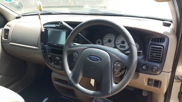 Ford Escape 3.0 V6 ปี 2003 Ford Escape 3.0 V6 ปี 2003