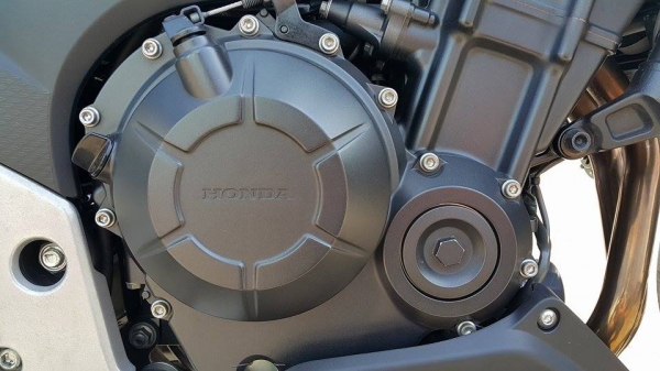 ใหม่กริ๊บ ช้าอด CB500F 2013 วิ่งน้อย ไม่ล้ม ชน แปะ ต่อรองได้ครับ