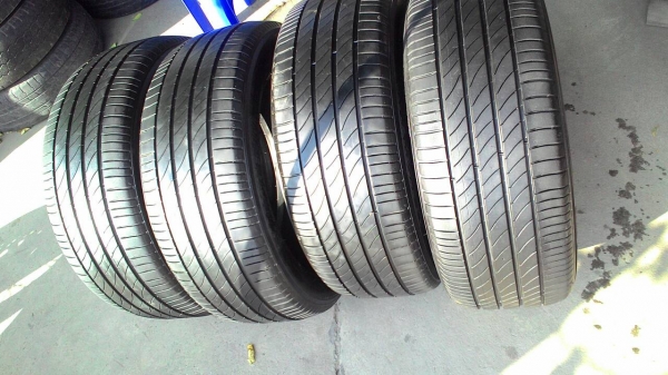 225/55R17 MICHELIN PRIMACY ปี2013 ชุด 4 เส้น tel.081-427-3941 225/55R17 MICHELIN PRIMACY ปี2013 ชุด 4 เส้น tel.081-427-3941