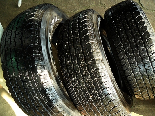 ยางกระบะสูงขอบ16 บริดสโตน265-70-R16 ลงพื้นปลายปี13 (4เส้น4,500) ยางกระบะสูงขอบ16 บริดสโตน265-70-R16 ลงพื้นปลายปี13 (4เส้น4,500)