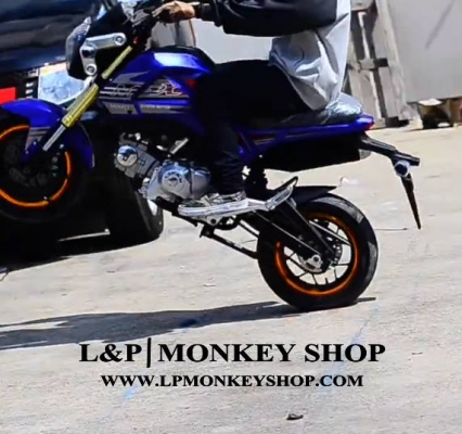 มังกี้ รุ่นใหม่ 2 คันเท่านั้น ใช้ฐานแบบจาก มังกี้ เป็นรุ่นล่าสุด เป็น ใบคุมขนส่ง เครื่อง 110 cc ราคา 35000 ลดเหลือ