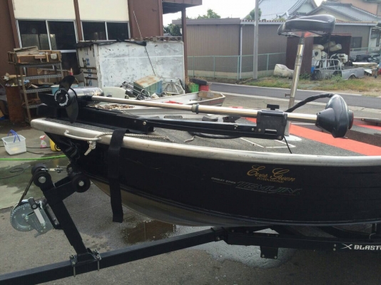 TEMUJIN เรืออลูมิเนียม YAMAHA VMAX 15แรง พร้อมเทรลเลอร์ BLASTTRAIL อุปกรณ์ตามภาพ สภาพเดิมๆจากประเทศญี่ปุ่น นำเข้าจากประเทศญี่ปุ่น TEMUJIN เรืออลูมิเนียม YAMAHA VMAX 15แรง พร้อมเทรลเลอร์ BLASTTRAIL อุปกรณ์ตามภาพ สภาพเดิมๆจากประเทศญี่ปุ่น นำเข้าจากประเทศญี่ปุ่น