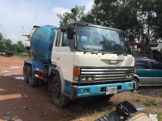 ขายรถโม่ปูน HINO  โม่ 6 คิว  (ติดต่อ คุณก้อง โทร 0814243633)