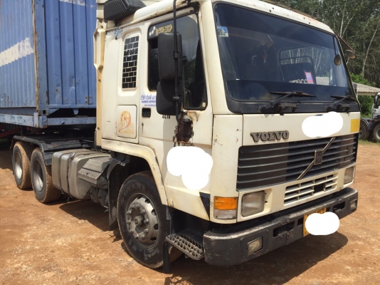 ขายหัวลาก Volvo  สองเพลา และ เพลาเดียว (ติดต่อ คุณก้อง โทร 0814243633)