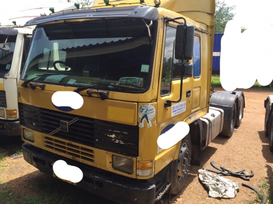 ขายหัวลาก Volvo สองเพลา และ เพลาเดียว (ติดต่อ คุณก้อง โทร 0814243633) ขายหัวลาก Volvo สองเพลา และ เพลาเดียว (ติดต่อ คุณก้อง โทร 0814243633)