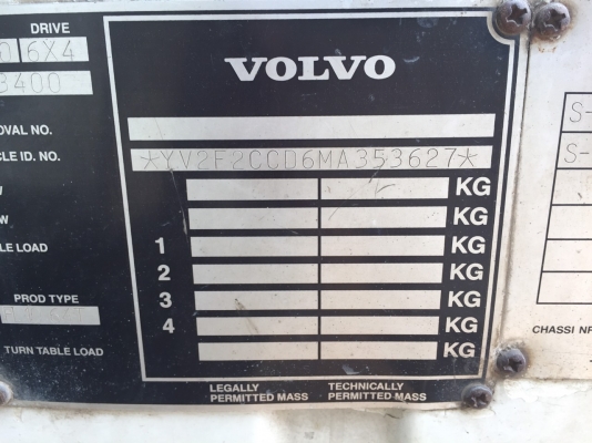 ขายหัวลาก Volvo สองเพลา และ เพลาเดียว (ติดต่อ คุณก้อง โทร 0814243633) ขายหัวลาก Volvo สองเพลา และ เพลาเดียว (ติดต่อ คุณก้อง โทร 0814243633)