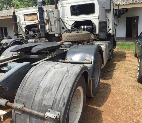 ขายหัวลาก Volvo สองเพลา และ เพลาเดียว (ติดต่อ คุณก้อง โทร 0814243633) ขายหัวลาก Volvo สองเพลา และ เพลาเดียว (ติดต่อ คุณก้อง โทร 0814243633)