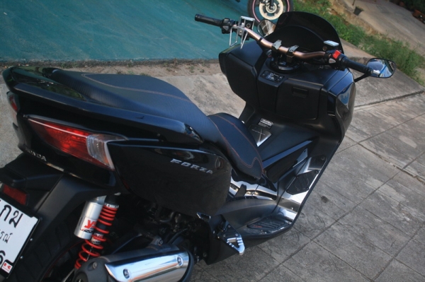 __FORZA300 ปี2013 พร้อมของแต่ง ฿ 98,000__