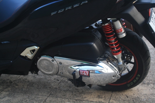 __FORZA300 ปี2013 พร้อมของแต่ง ฿ 98,000__