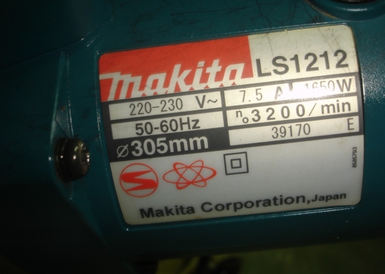 ขายแท่นตัดองศา ยี่ห้อ makita รุ่น LS1212 ขนาด 12" 1,650 วัตต์