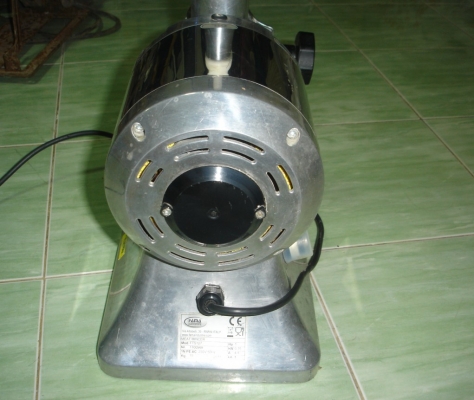 ขายเครื่องบดเนื้อ FAMA รุ่น FTS127 made in italy