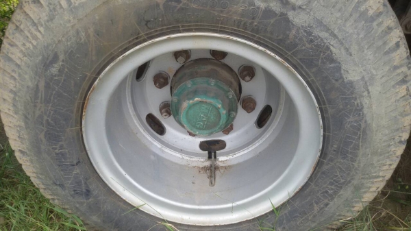 หางพื้นเรียบ.12เมตร-3คาน.มีระบบถุงลม-ยกได้-สภาพสวยมากพร้อมใช้-ราคา-275,000 หางพื้นเรียบ.12เมตร-3คาน.มีระบบถุงลม-ยกได้-สภาพสวยมากพร้อมใช้-ราคา-275,000