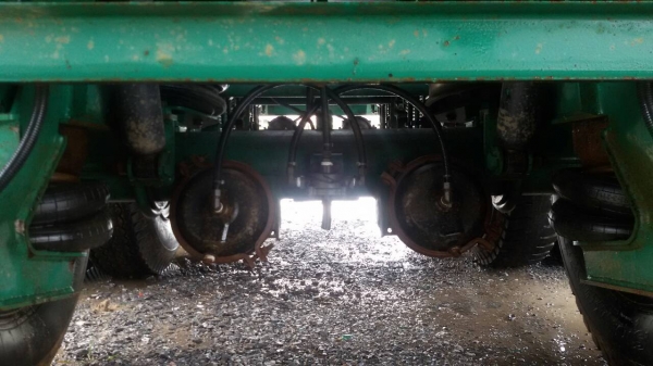 หางพื้นเรียบ.12เมตร-3คาน.มีระบบถุงลม-ยกได้-สภาพสวยมากพร้อมใช้-ราคา-275,000 หางพื้นเรียบ.12เมตร-3คาน.มีระบบถุงลม-ยกได้-สภาพสวยมากพร้อมใช้-ราคา-275,000