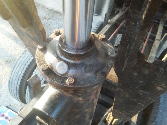 ขาย HINO 3M สองเพลาดั๊ม กระบะเหล็กข้างเนียม