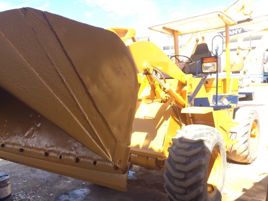 ขาย komatsu wa70-1