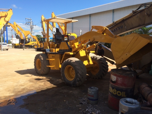 ขาย komatsu wa70-1