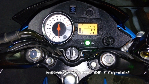 Suzuki Raider 150R ปี 57 ไมล์แค่1300 โลพร้อมทะเบียนสวย Suzuki Raider 150R ปี 57 ไมล์แค่1300 โลพร้อมทะเบียนสวย