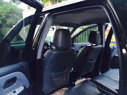 Honda CRV ตัวท็อป ปี02  รถดี สีสวย สภาพเต็ม100  ไม่ดมแก็ส  ได้ไปคุ้ม..ดูรายละเอียดด้านใน