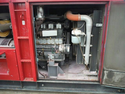 ขายเครื่องปั่นไฟสภาพดี มือสองจากญี่ปุ่น พร้อมใช้งาน