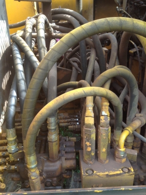 ขายด่วน แม็คโคร KOMATSU PC120-2สภาพพร้อมใช้งาน เครื่องปั้มดีเยี่ยม ปั้มเปลี่ยนใหม่ โซ่ใหม่2ข้าง เอวแน่น เก็บรายละเอียดทั้งคัน พร้อมลุยงานเลยครับ เอกสารสัญญาซื้อขาย