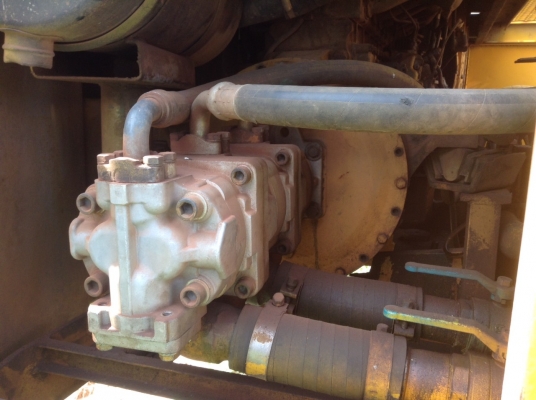 ขายด่วน แม็คโคร KOMATSU PC120-2สภาพพร้อมใช้งาน เครื่องปั้มดีเยี่ยม ปั้มเปลี่ยนใหม่ โซ่ใหม่2ข้าง เอวแน่น เก็บรายละเอียดทั้งคัน พร้อมลุยงานเลยครับ เอกสารสัญญาซื้อขาย