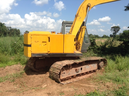 ขายด่วน แม็คโคร KOMATSU PC120-2สภาพพร้อมใช้งาน เครื่องปั้มดีเยี่ยม ปั้มเปลี่ยนใหม่ โซ่ใหม่2ข้าง เอวแน่น เก็บรายละเอียดทั้งคัน พร้อมลุยงานเลยครับ เอกสารสัญญาซื้อขาย