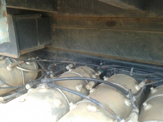 ขายรถบรรทุก 10 ล้อดัมพ์ ISUZU DECA 360 แรงม้าปี 2554 มีระบบลากพ่วง ไมล์ 190000 กม.ราคา 2200000