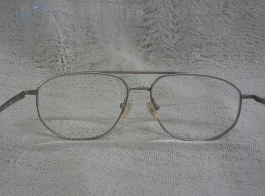 แว่นสายตายาวไททาเนียม VENCOVENI made in Italy