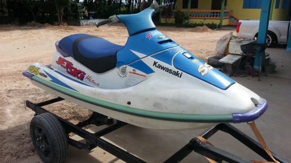 ขายเจ็ทสกี Kawasaki พร้อมเทลเลอร์ 38000 บาท