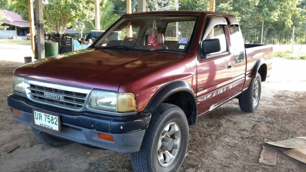 ISUZU TFR จดทะเบียนปี39 ขับเคลื่อน4ล้อ โฟร์วิลใช้ได้ ทะเบียนไม่ขาด สภาพพร้อมใช้งาน