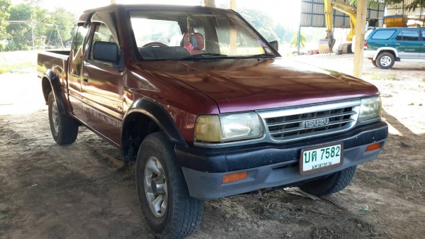 ISUZU TFR จดทะเบียนปี39 ขับเคลื่อน4ล้อ โฟร์วิลใช้ได้ ทะเบียนไม่ขาด สภาพพร้อมใช้งาน