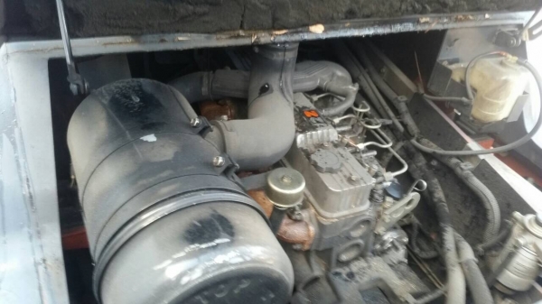 รถยกนำเข้าจากญี่ปุ่นแท้ ขนาด 5.0 ตัน เสายกสูง 7.0 เมตร รถยกนำเข้าจากญี่ปุ่นแท้ ขนาด 5.0 ตัน เสายกสูง 7.0 เมตร