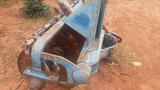 หางหกใส่รถไถฟอร์ดสภาพเดิมๆพร้อมใช้งาน หางหกใส่รถไถฟอร์ดสภาพเดิมๆพร้อมใช้งาน