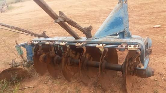 หางหกใส่รถไถฟอร์ดสภาพเดิมๆพร้อมใช้งาน หางหกใส่รถไถฟอร์ดสภาพเดิมๆพร้อมใช้งาน