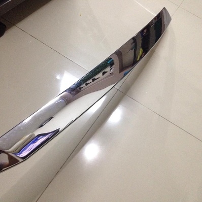 คิ้วกระจังหน้า ฟอร์จูนเนอร์ตัวแรก ตจวส่งได้ครับ