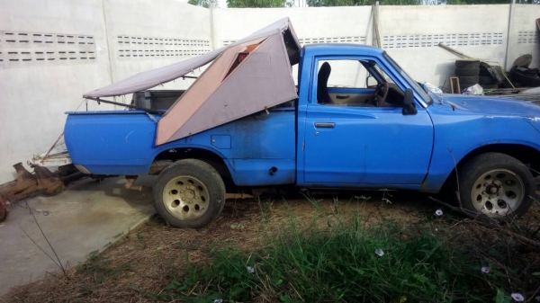 ขายรถ DATSUN SD23 เครื่องดีเซล มีเล่มทะเบียนพร้อมโอน ราคา 50000 ต่อรอง